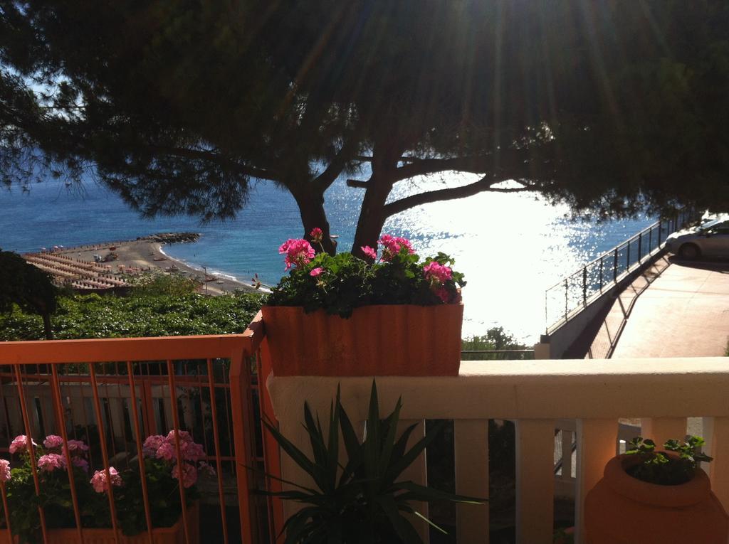 Albergo Miramare Bergeggi Exterior foto