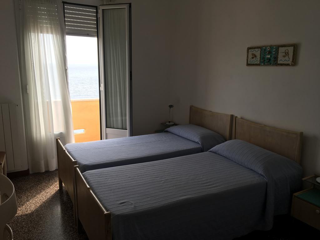 Albergo Miramare Bergeggi Exterior foto